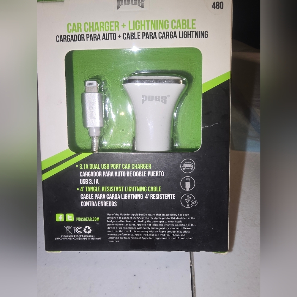 PUQS White Car Charger with Lightning Cable